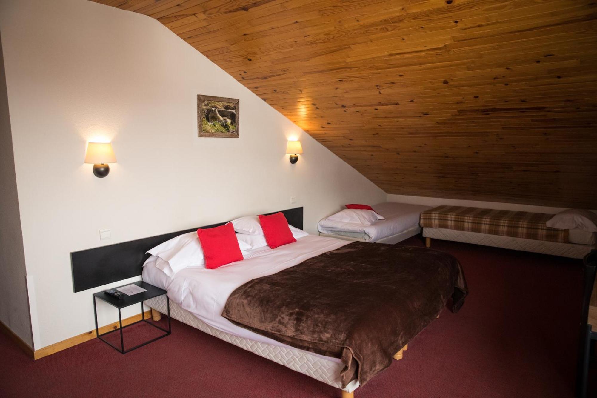 Hotel Emeraude Peisey-Nancroix